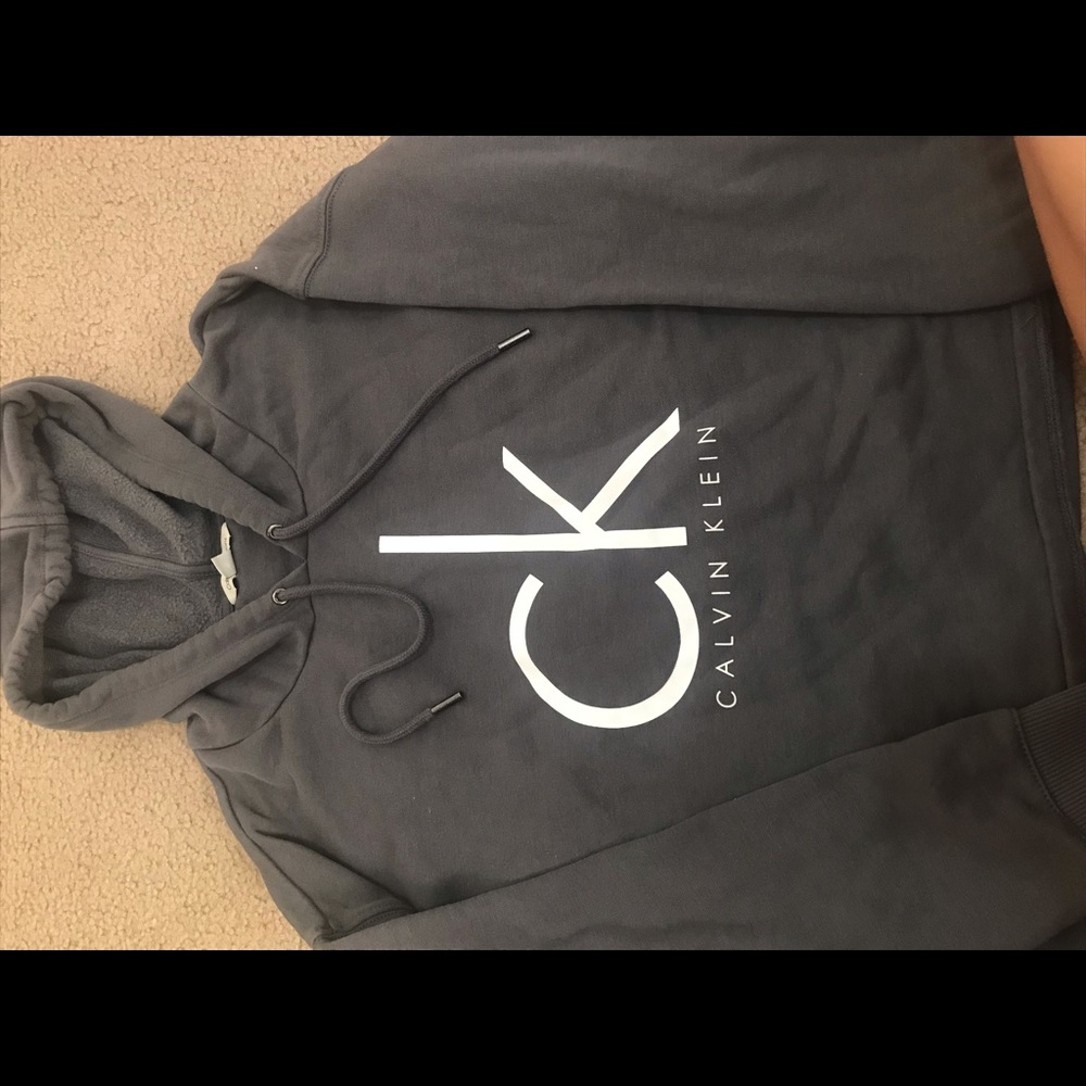 Sweat shirt